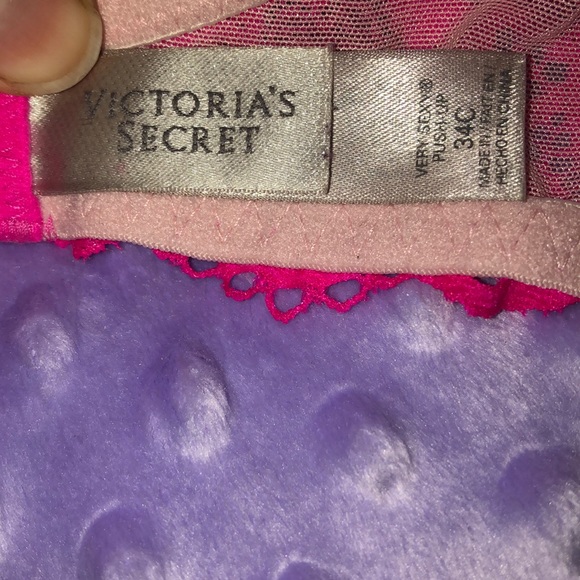 VS bra - Picture 3 of 3